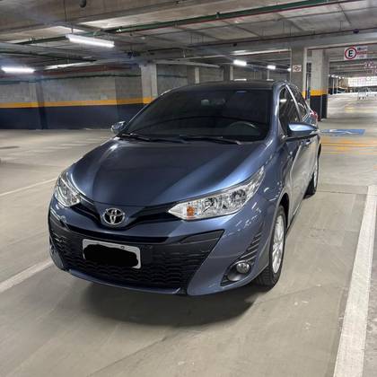 TOYOTA YARIS 1.3 16V FLEX XL PLUS TECH MULTIDRIVE TOYOTA YARIS 1.3 16V FLEX XL PLUS TECH MULTIDRIVE